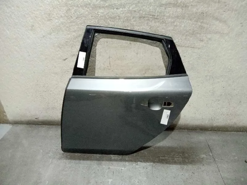 Puerta Trasera Izquierda para Volvo V40