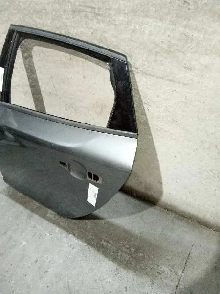 Puerta Trasera Izquierda para Volvo V40