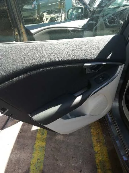 Guarnecido Puerta Trasera Izquierda para Volvo V40