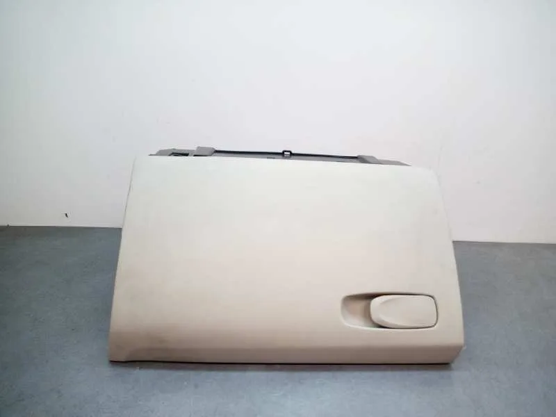 Guantera para Volvo V40
