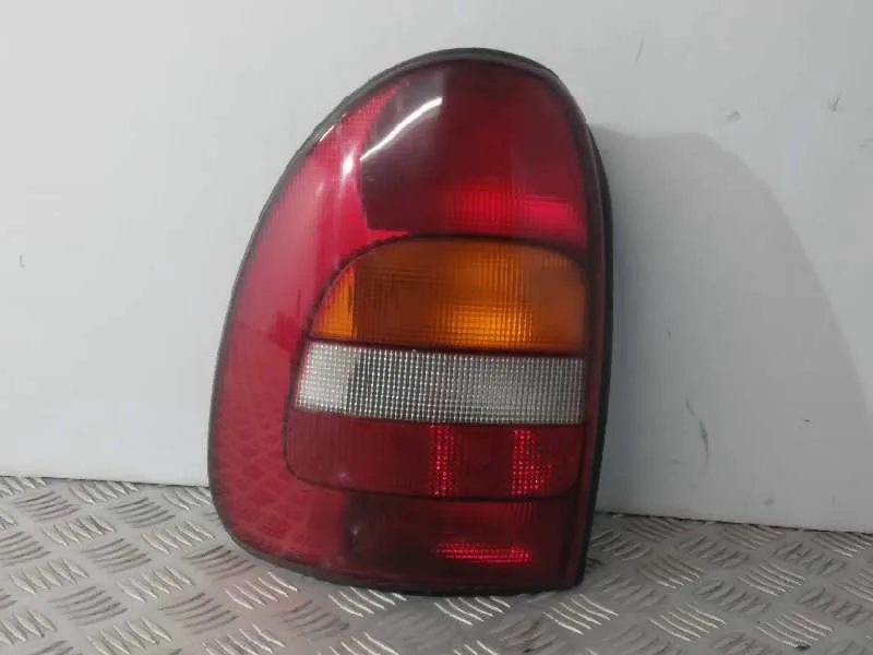 Piloto Trasero Izquierdo para Chrysler Voyager (Gs)