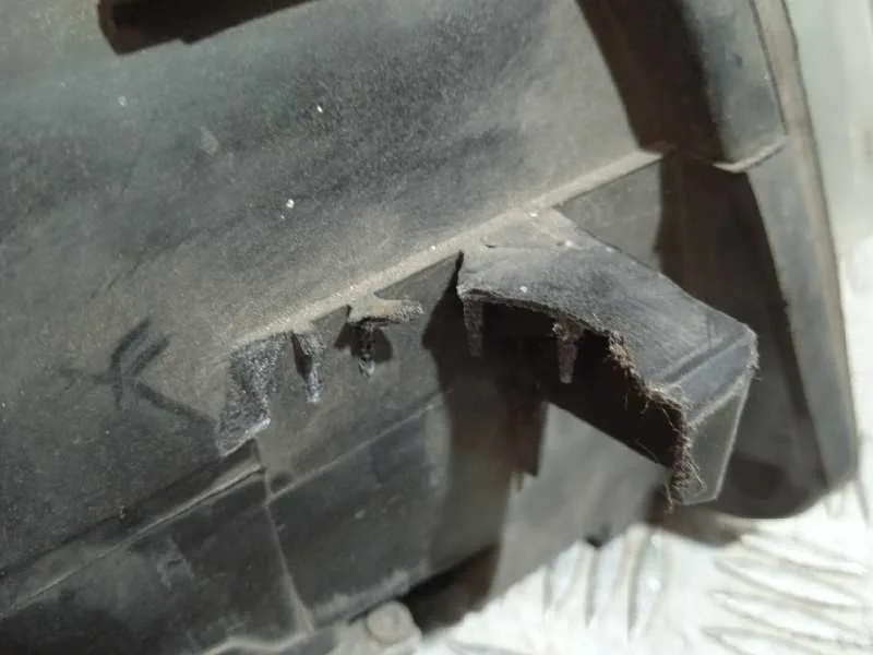 Faro Izquierdo para Audi A4 Avant (8E)
