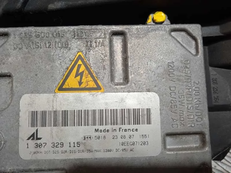 Faro Izquierdo para Audi A4 Avant (8E)