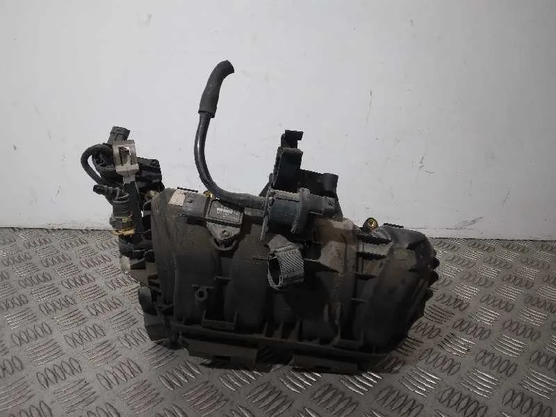 Colector Admision para Opel Corsa D