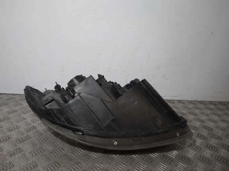Faro Izquierdo para Hyundai Santa Fe (Bm)