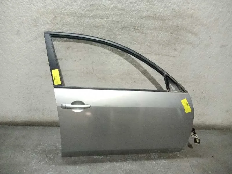 Puerta Delantera Derecha para Nissan Primera Berlina (P12)
