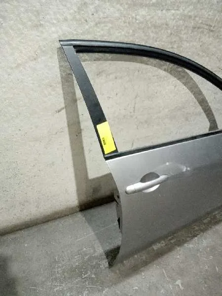 Puerta Delantera Derecha para Nissan Primera Berlina (P12)