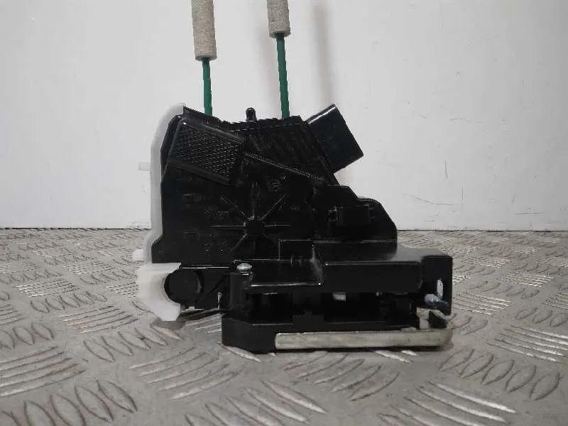 Cerradura Puerta Delantera Derecha para Ssangyong Tivoli