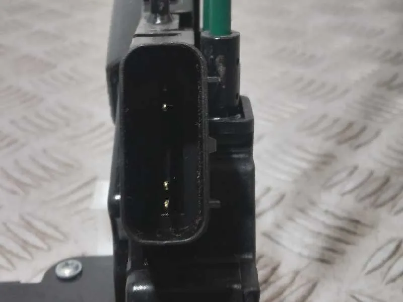 Cerradura Puerta Delantera Derecha para Ssangyong Tivoli