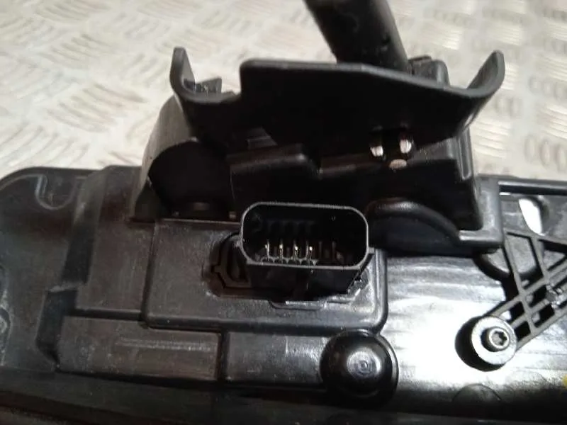 Cerradura Puerta Delantera Derecha para Ford Fiesta (Ce1)