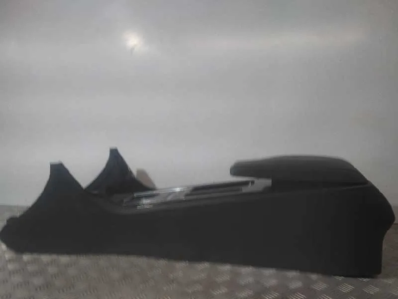 Apoyabrazos Central para Jaguar Xe