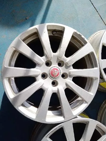 Juego Llantas para Jaguar Xe