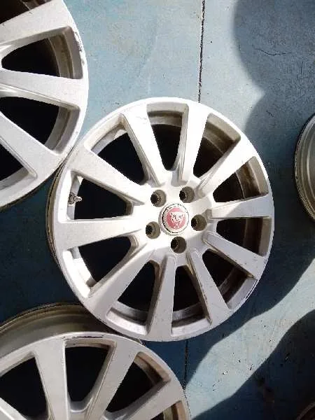 Juego Llantas para Jaguar Xe