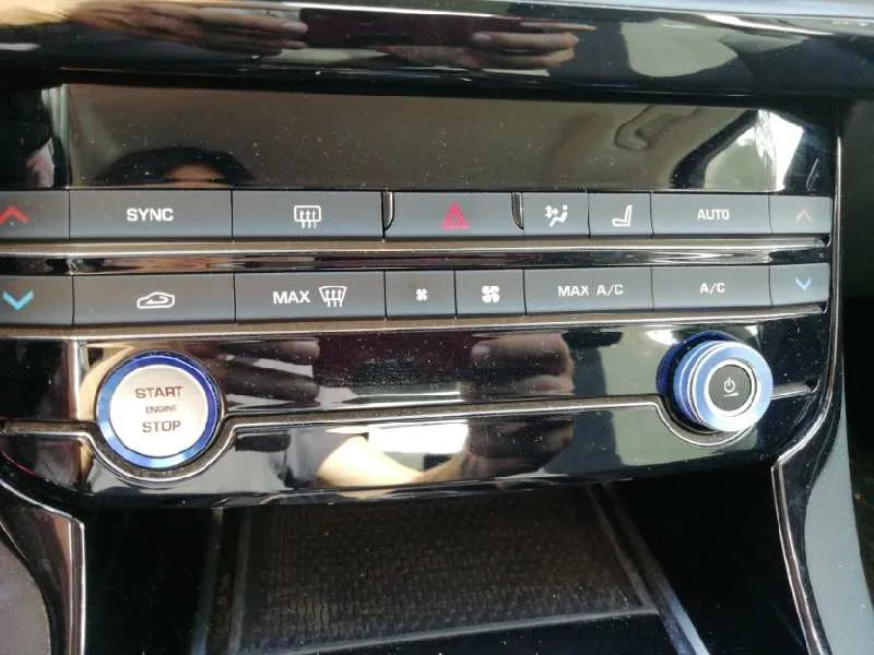 Mando Climatizador para Jaguar Xe