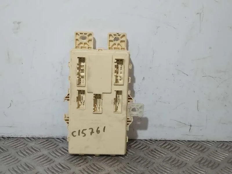 Caja Reles / Fusibles para Ssangyong Tivoli