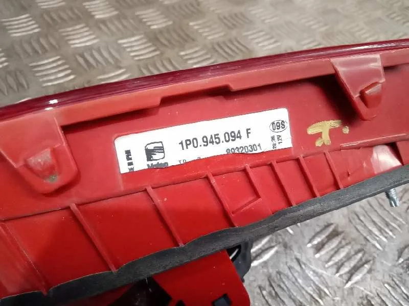 Piloto Trasero Derecho Interior para Seat Leon (1P1)