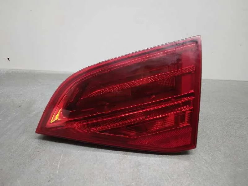Piloto Trasero Derecho Interior para Audi A4 Avant (8K5) (2008)