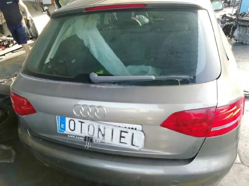 Porton Trasero para Audi A4 Avant (8K5) (2008)