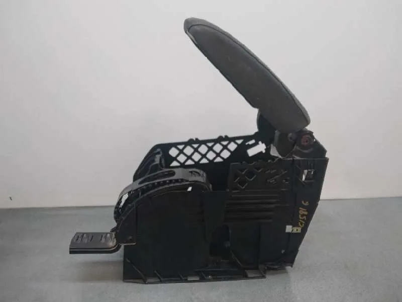 Apoyabrazos Central para Volkswagen Golf V Berlina (1K1)