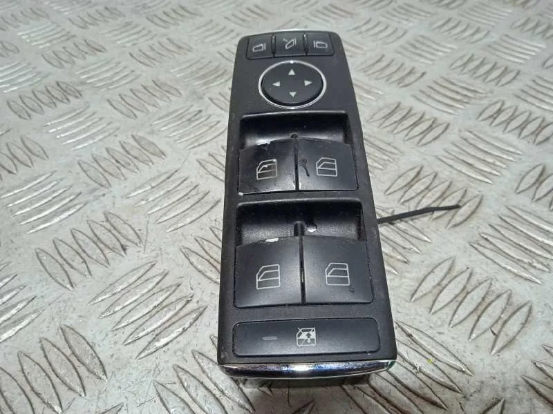 Mando Elevalunas Delantero Izquierdo para Mercedes-Benz Clase C (W204) Berlina