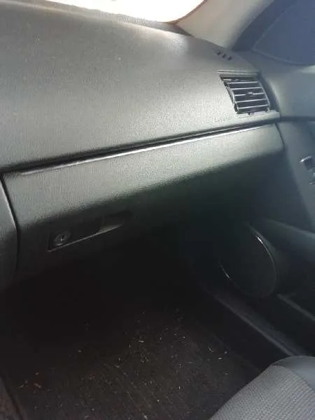Guantera para Mercedes-Benz Clase C (W204) Berlina