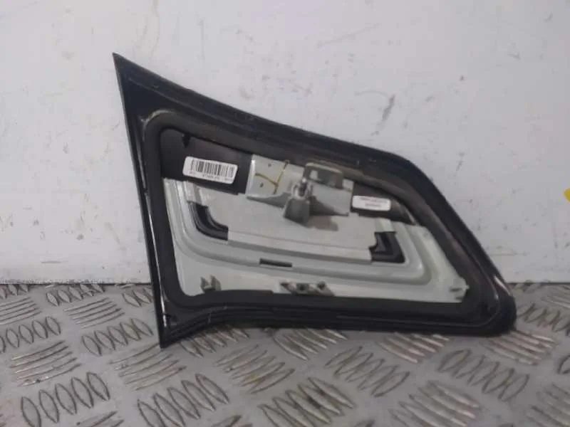 Piloto Trasero Derecho Interior para Citroën C4 Lim.