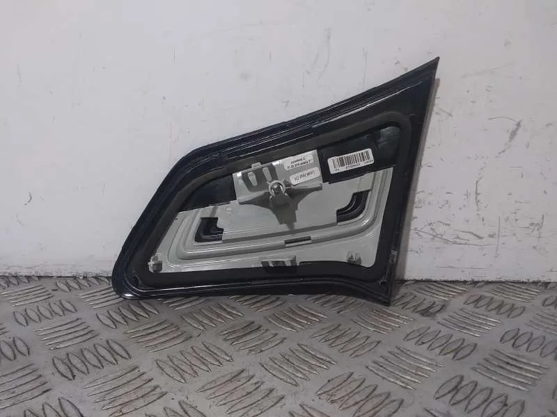 Piloto Trasero Izquierdo Interior para Citroën C4 Lim.