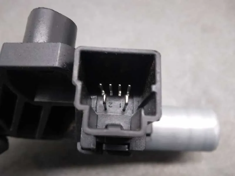Motor Elevalunas Trasero Derecho para Volvo V40