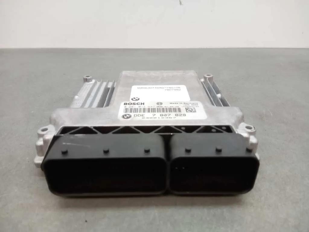 Centralita Motor Uce para Bmw Serie 1 Berlina (E81/E87)