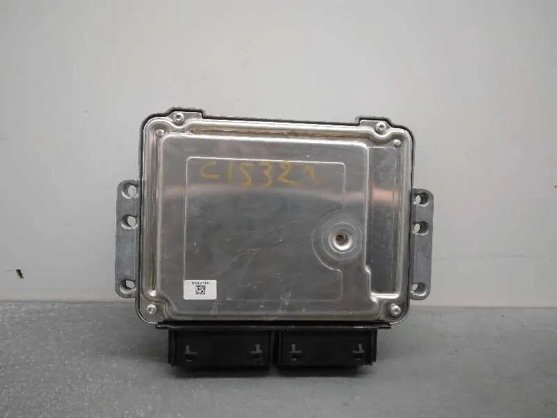 Centralita Motor Uce para Ford Focus Lim.