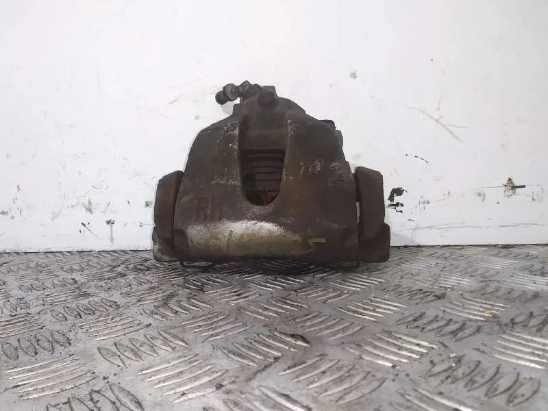 Pinza Freno Delantera Derecha para Ford Focus Lim. (Cb8)