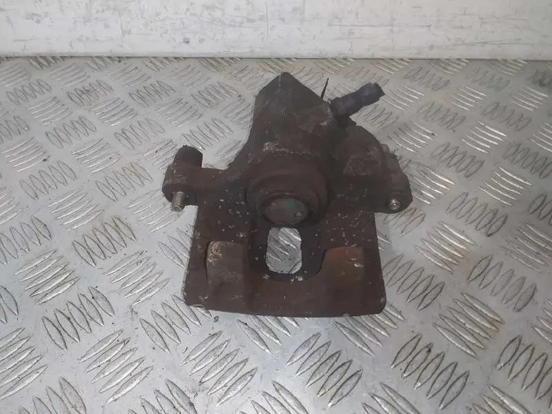 Pinza Freno Trasera Izquierda para Ford Focus Lim. (Cb8)