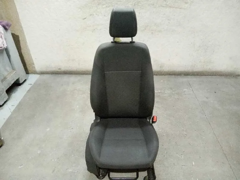 Asiento Delantero Derecho para Ford Focus Lim. (Cb8)