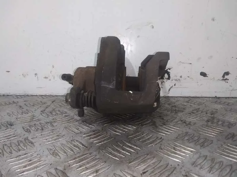 Pinza Freno Delantera Izquierda para Infiniti Q50