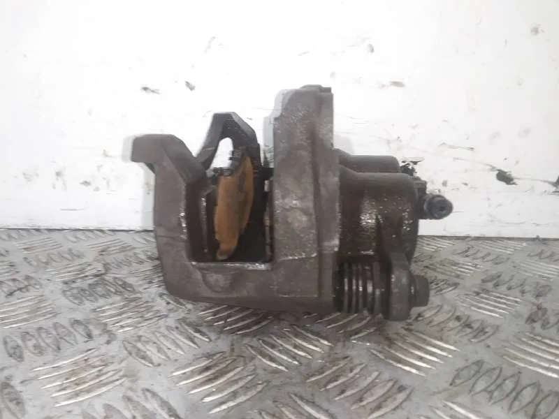 Pinza Freno Delantera Derecha para Infiniti Q50