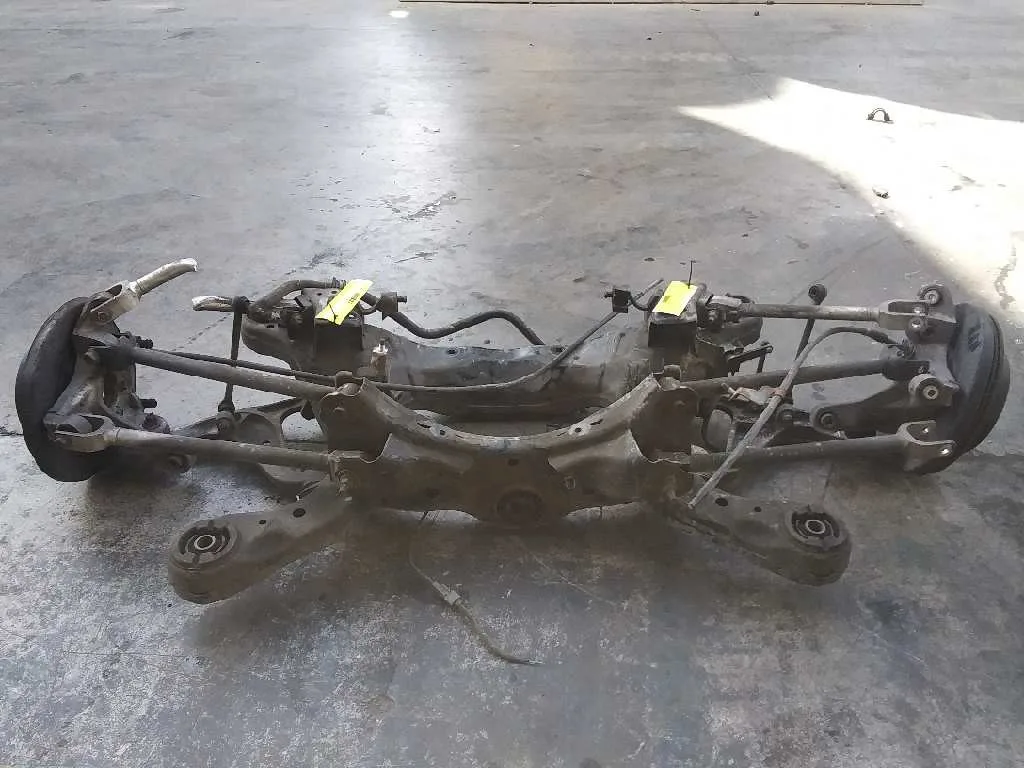Puente Trasero para Infiniti Q50