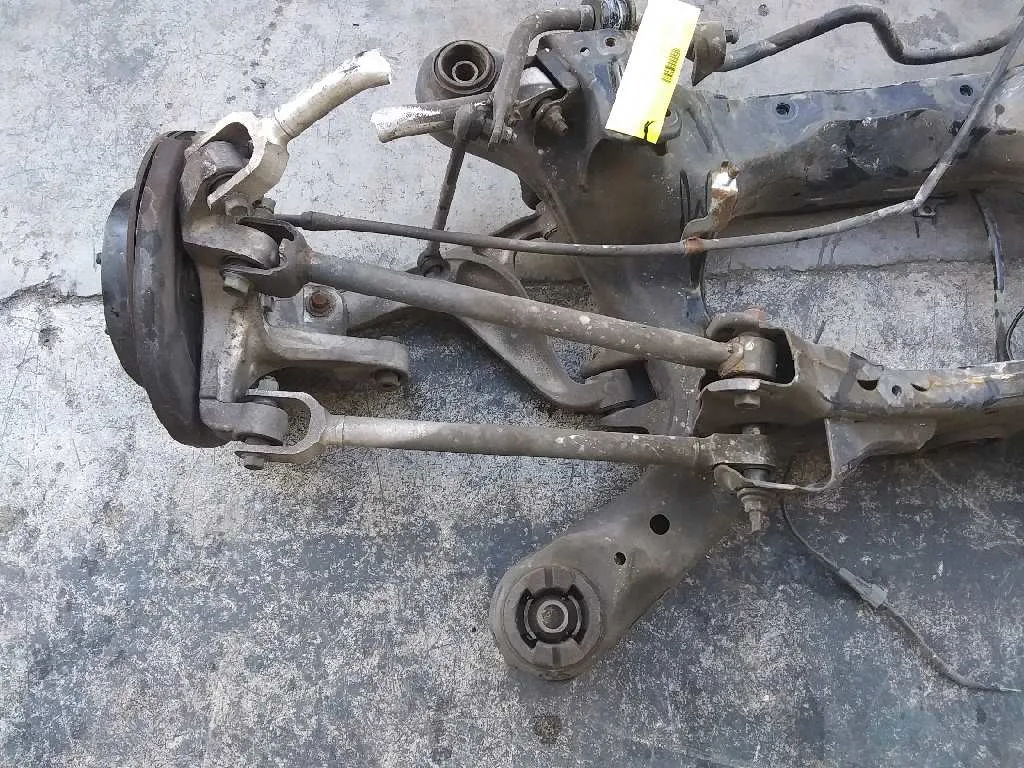 Puente Trasero para Infiniti Q50
