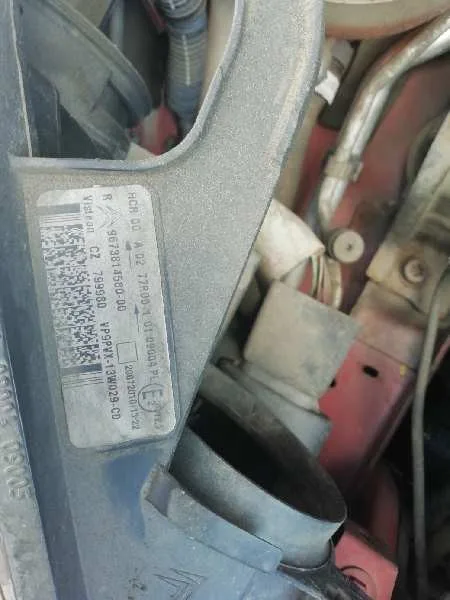 Faro Derecho para Citroën Ds3