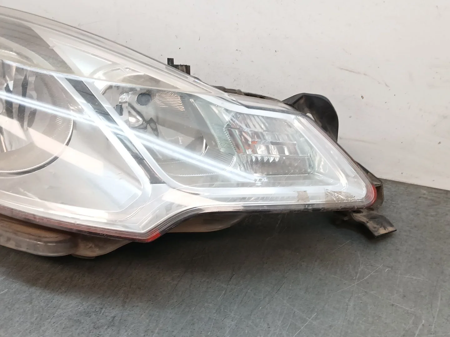 Faro Derecho para Citroën Ds3