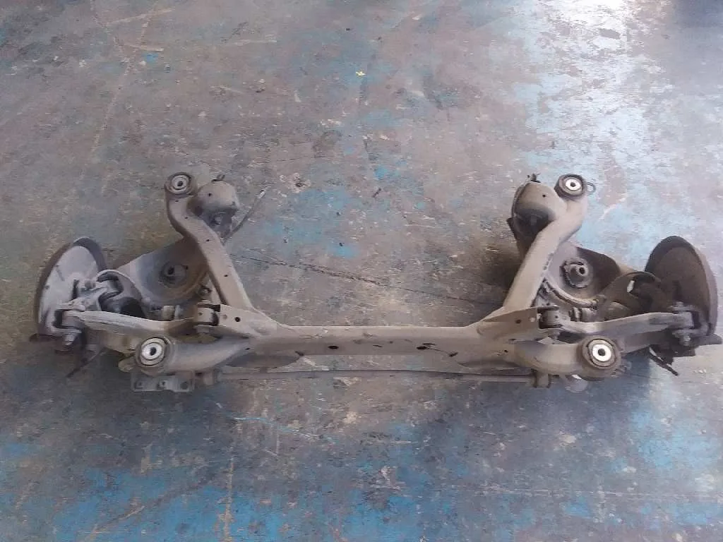 Puente Trasero para Audi A4 Berlina (8E)