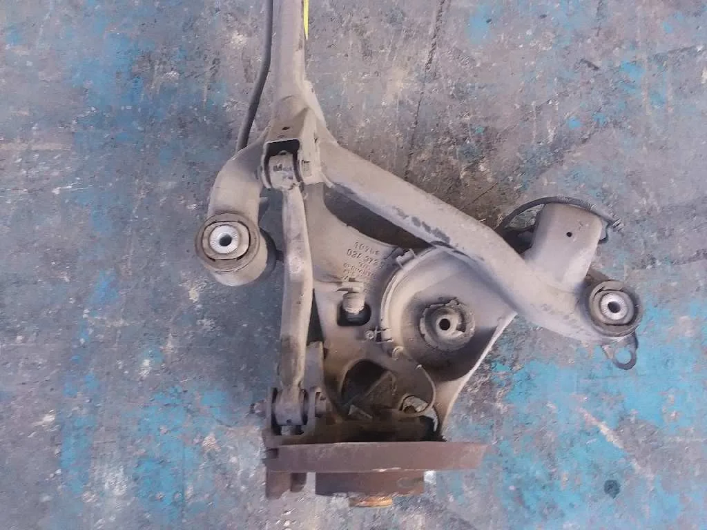 Puente Trasero para Audi A4 Berlina (8E)