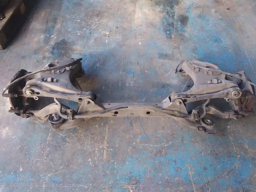 Puente Trasero para Audi A4 Berlina (8E)