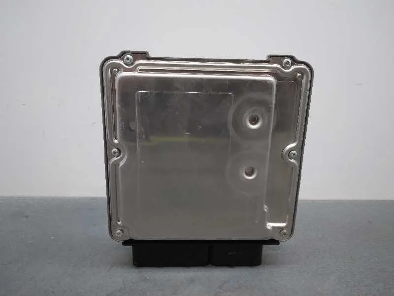 Centralita Motor Uce para Audi A6 Berlina (4F2)