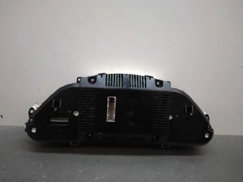 Cuadro Instrumentos para Audi A6 Berlina (4F2)