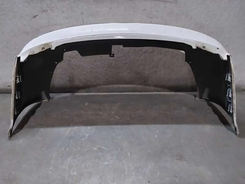 Paragolpes Trasero para Skoda Superb (3U4)