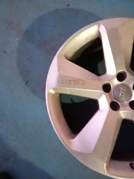 Llanta para Audi Q5 (8R)