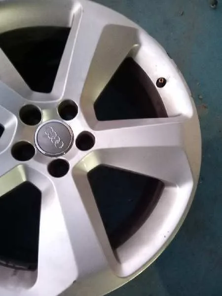 Llanta para Audi Q5 (8R)