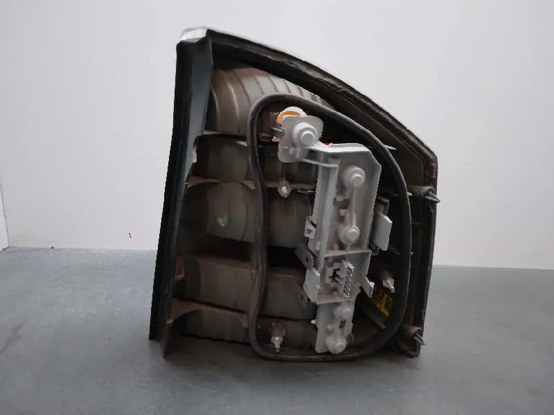 Piloto Trasero Izquierdo para Opel Vectra C Berlina
