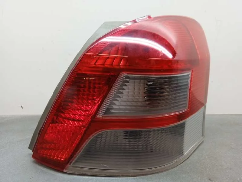 Piloto Trasero Derecho para Toyota Yaris