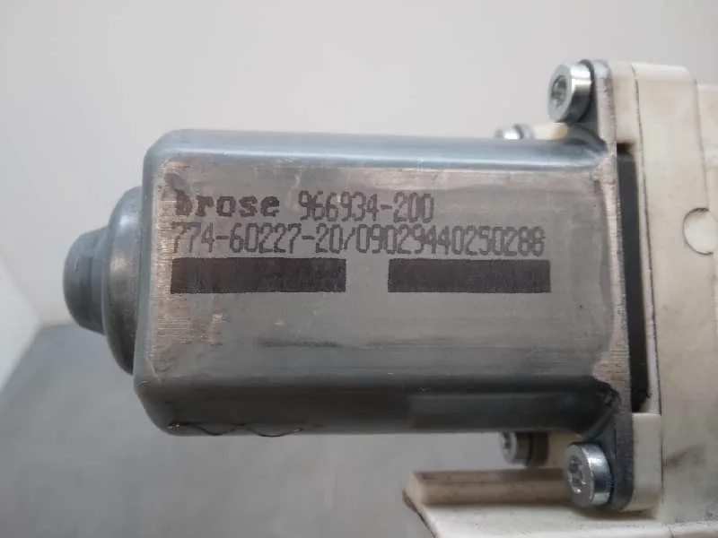 Motor Elevalunas Delantero Derecho para Audi A4 Avant (8K5) (2008)